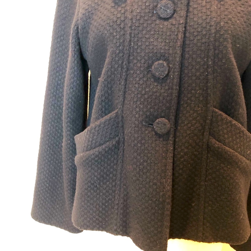 +R I K I+ Jacket - Picture 4 of 6